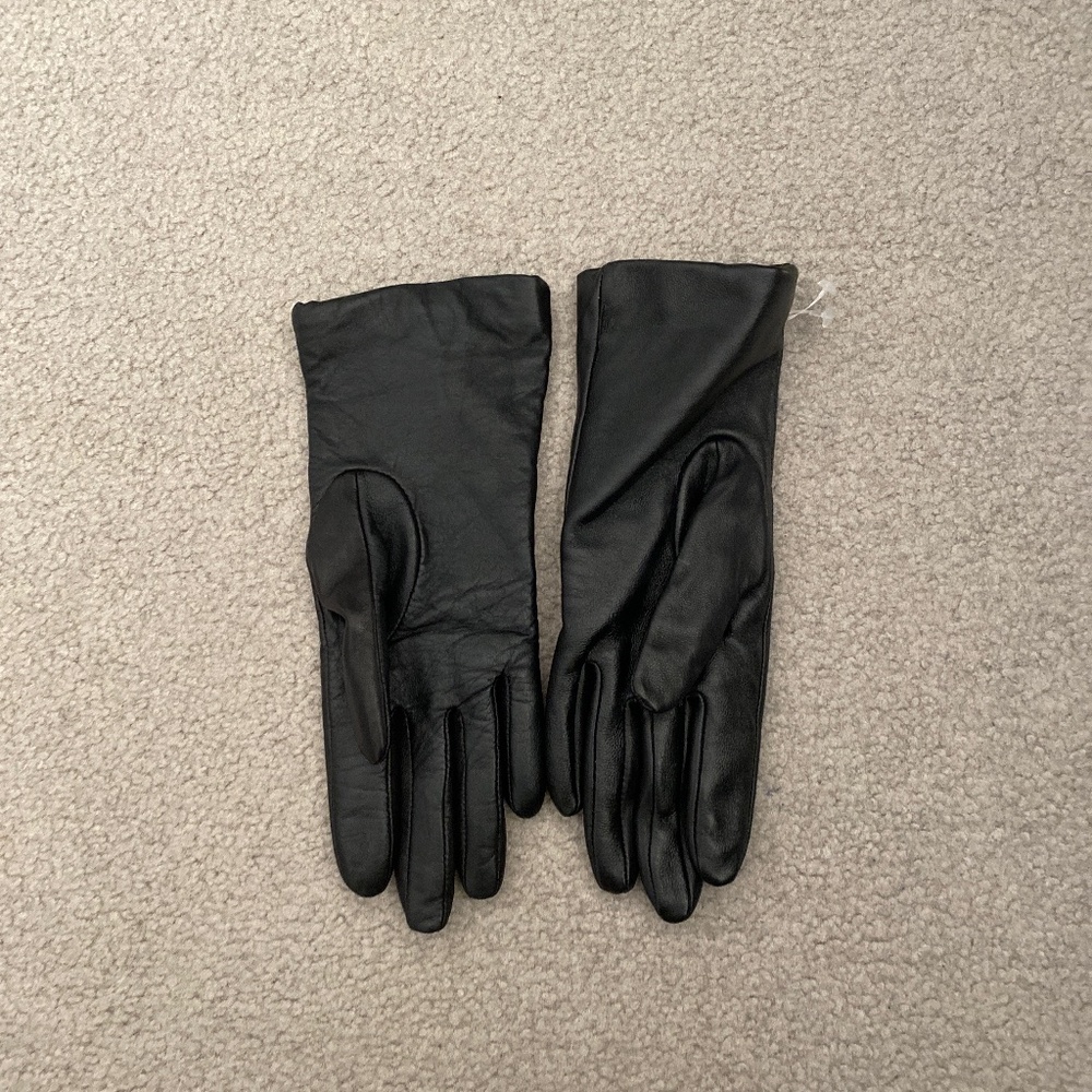 Black Leather Gloves